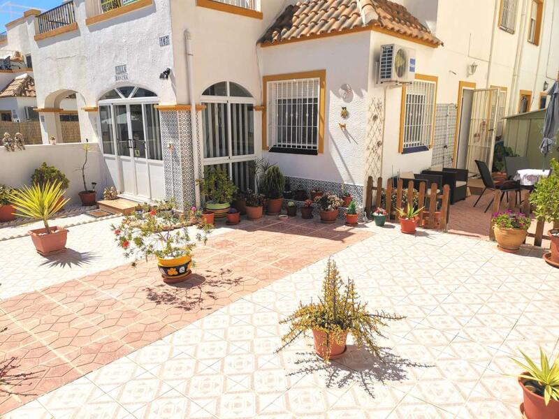 3 Cuarto Villa en venta