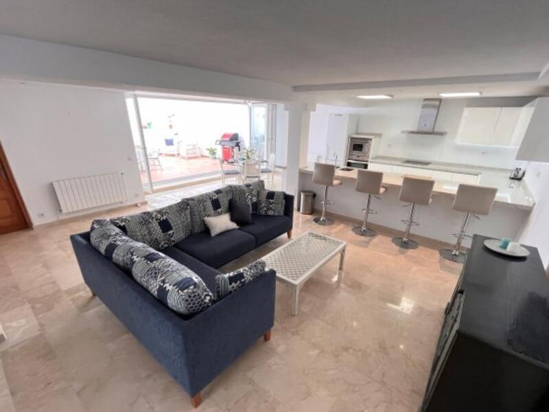 4 Cuarto Dúplex en venta