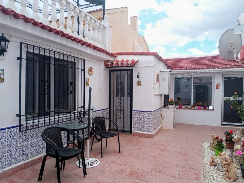3 bedroom Townhouse for sale