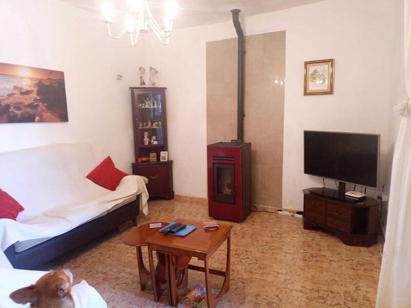 3 bedroom Townhouse for sale