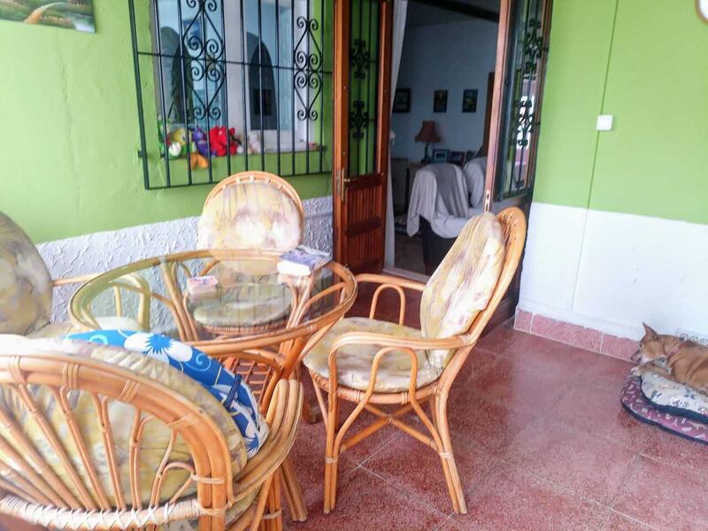 3 bedroom Townhouse for sale