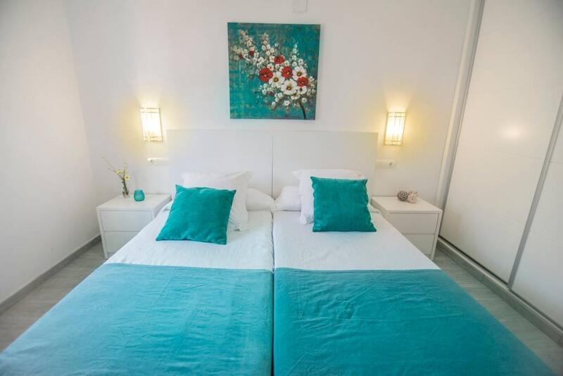 8 bedroom Villa for sale