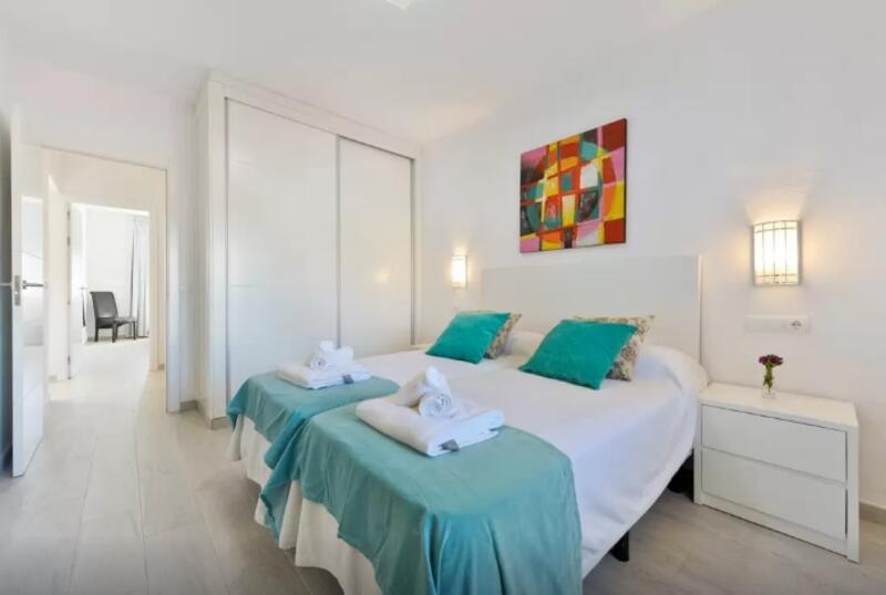 8 bedroom Villa for sale