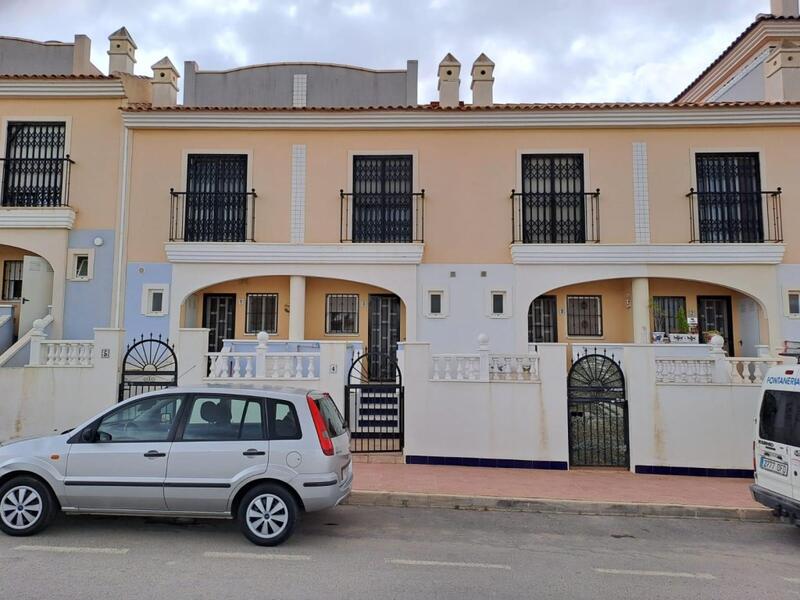 Townhouse for sale in Lo Marabu, Alicante