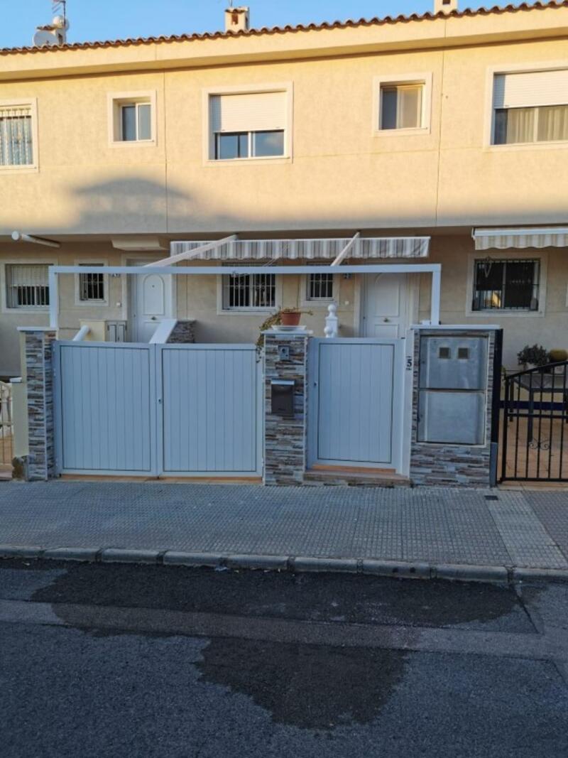 Byhus til salg i Benijófar, Alicante