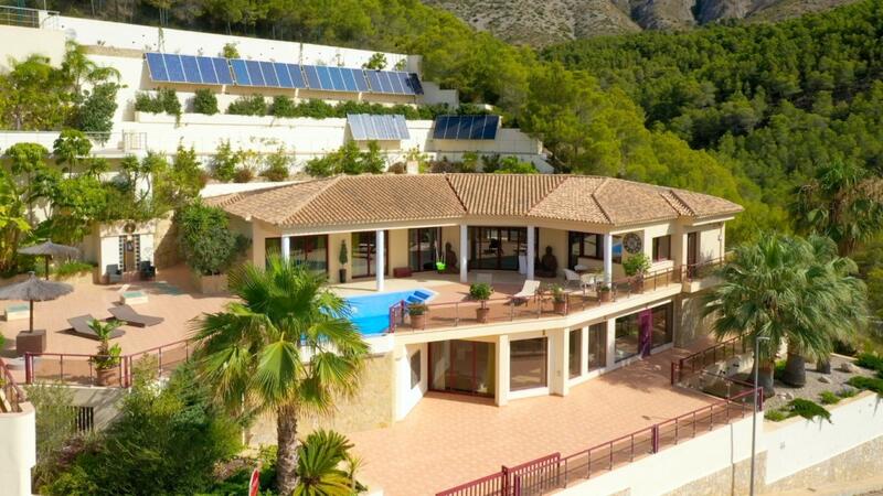 Villa zu verkaufen in Callosa D En Sarrià, Alicante