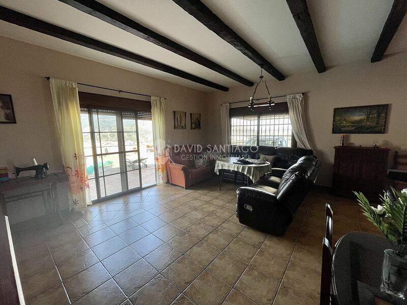 4 Cuarto Villa en venta