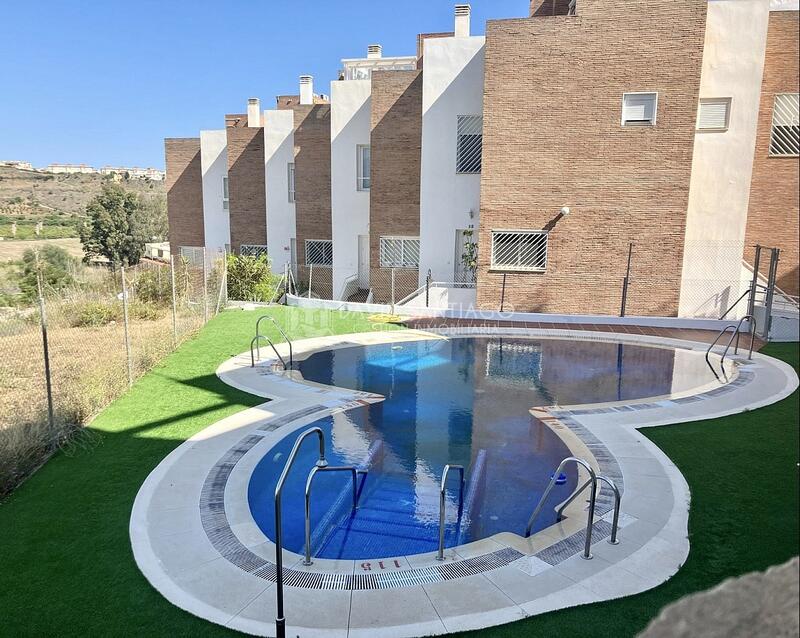 Duplex for sale in Almayate Bajo, Málaga
