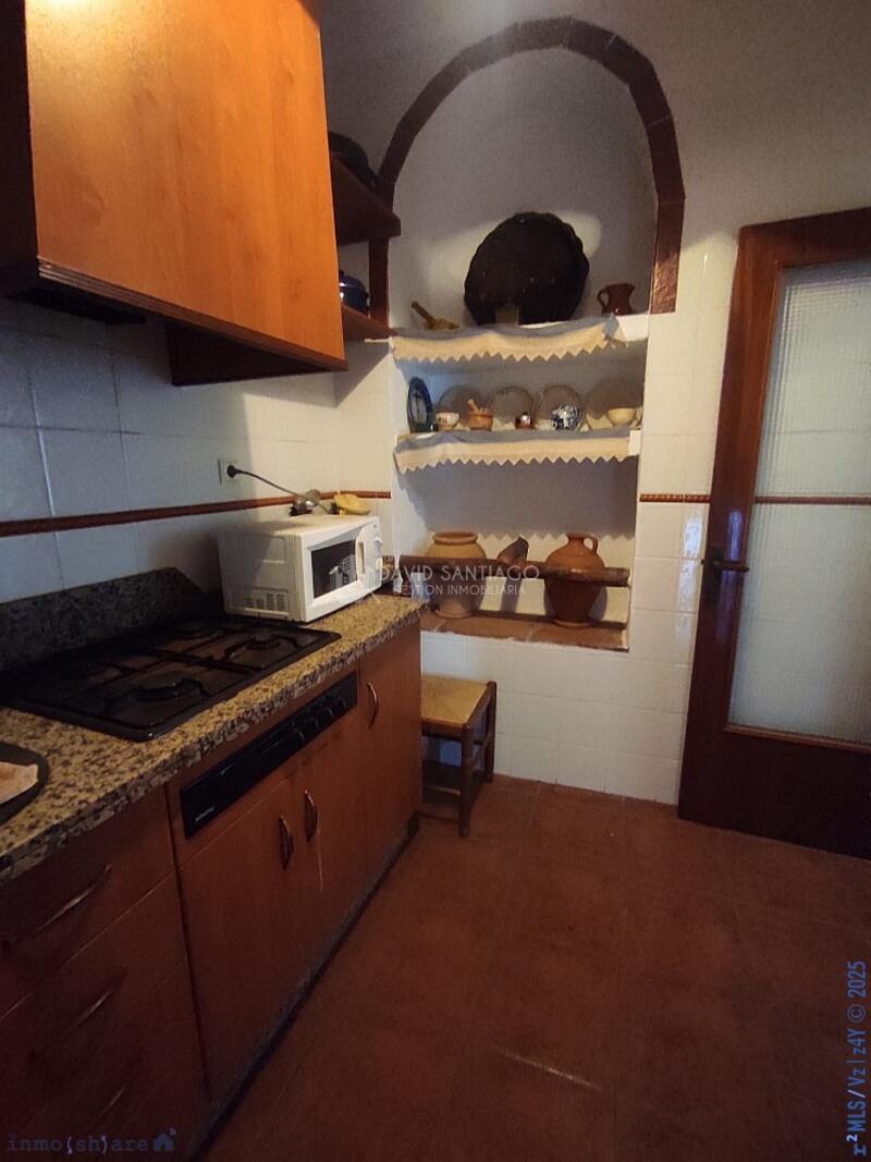 2 bedroom Townhouse for sale