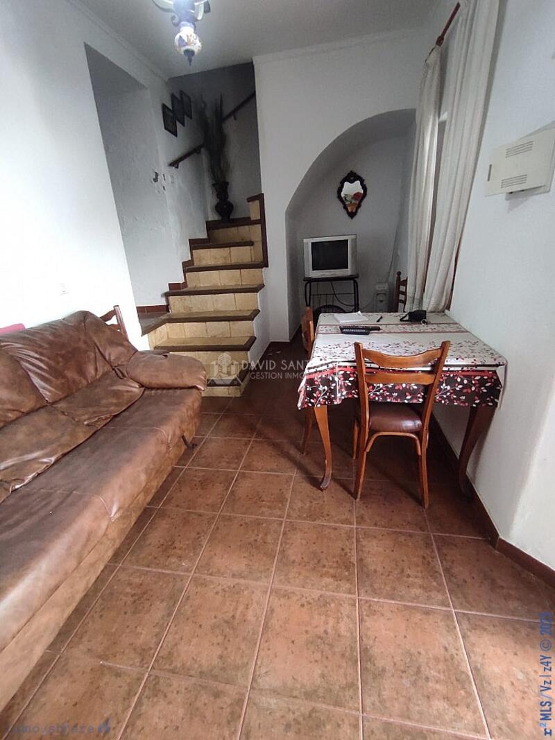 2 bedroom Townhouse for sale
