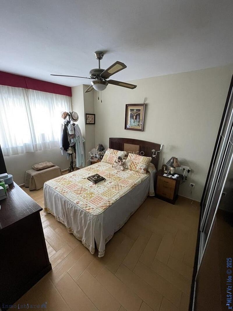 4 bedroom Townhouse for sale