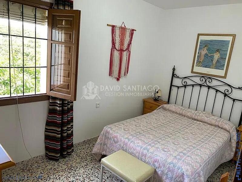 3 bedroom Townhouse for sale