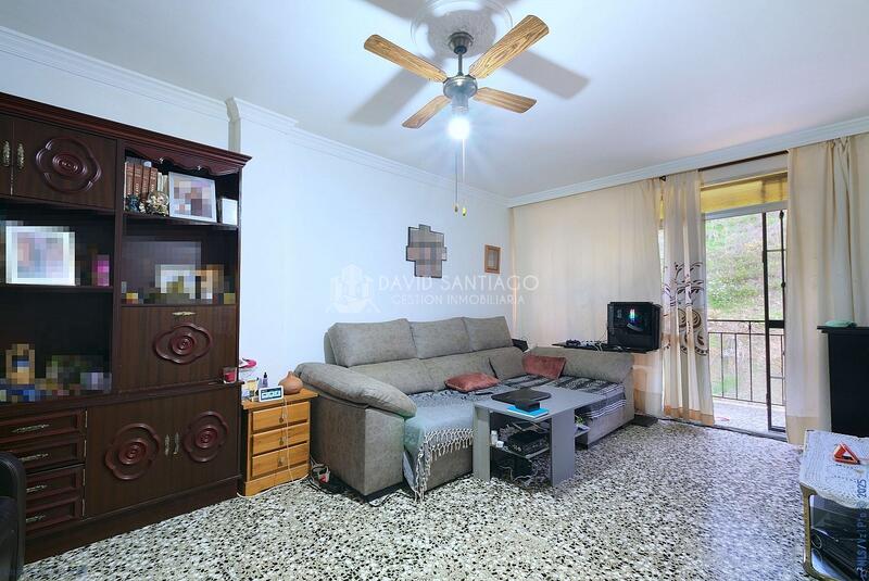 4 bedroom Townhouse for sale