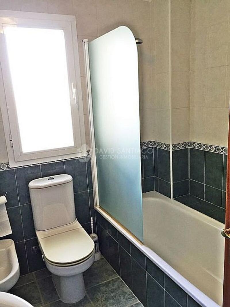 2 chambre Appartement à louer à long terme