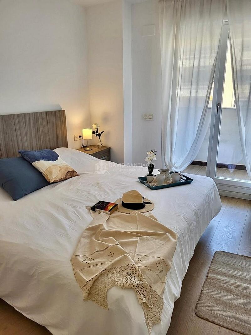 2 slaapkamer Appartement voor lange termijn huur