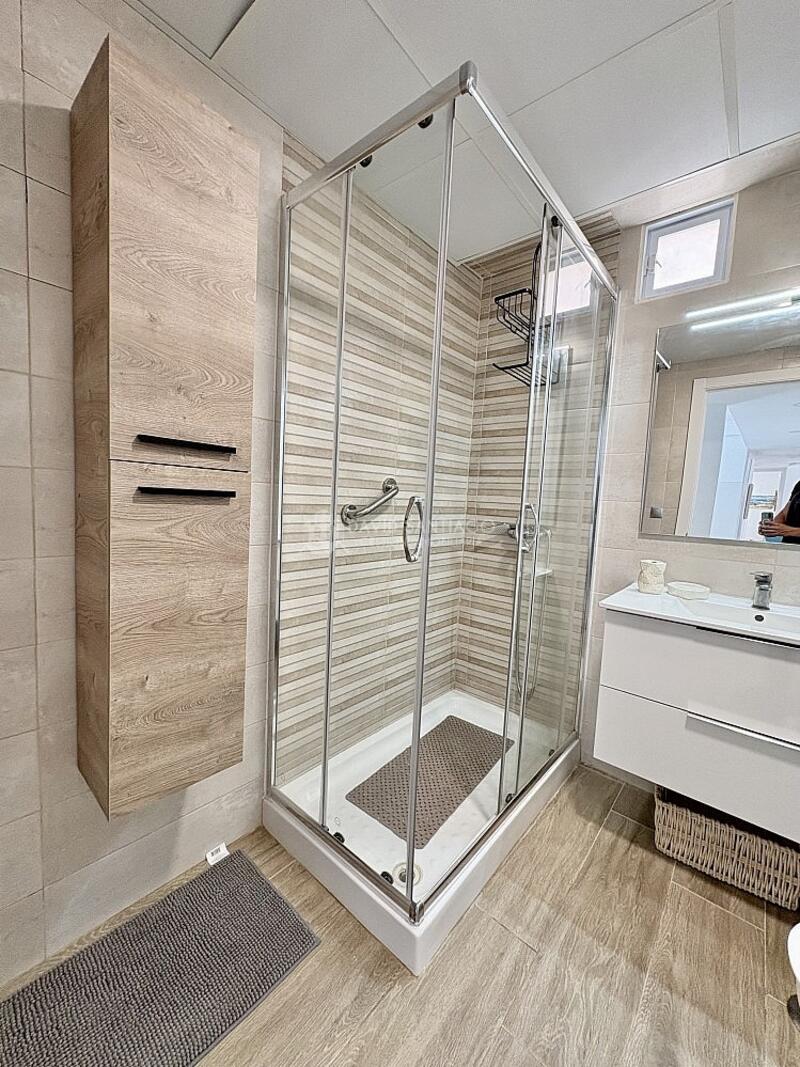 2 bedroom Apartment for Long Term Rent
