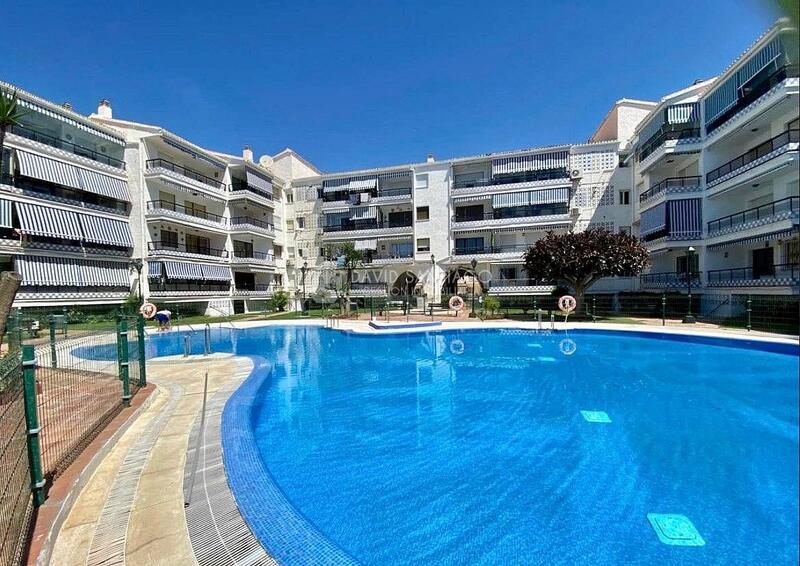Lägenhet för långsiktig hyra i Rincon de la Victoria, Málaga