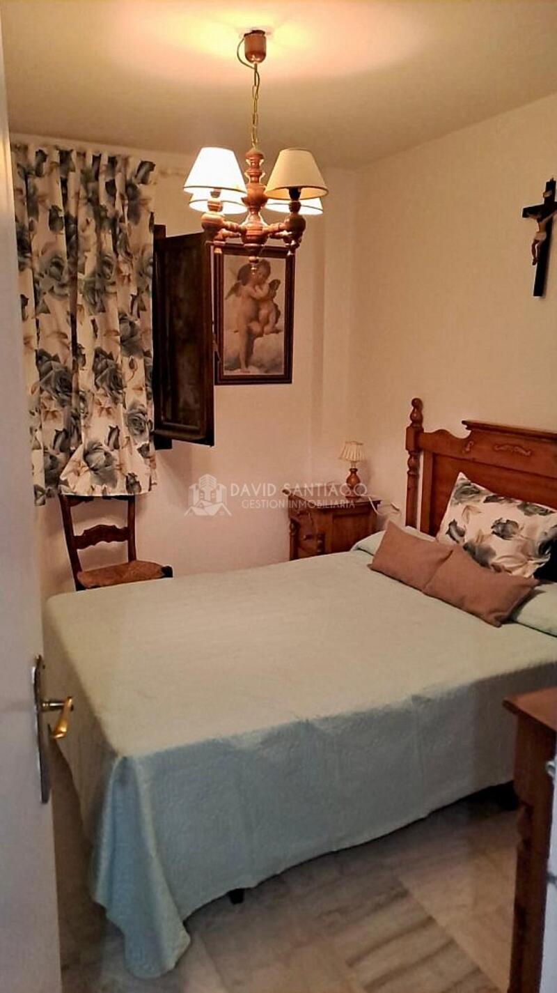 4 chambre Appartement à louer à long terme