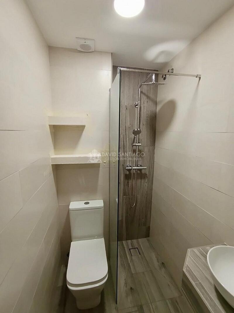 4 chambre Appartement à louer à long terme