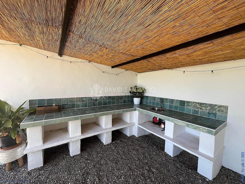 3 slaapkamer Gezinswoning Te koop