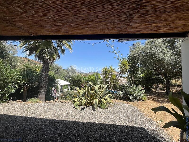 3 slaapkamer Gezinswoning Te koop