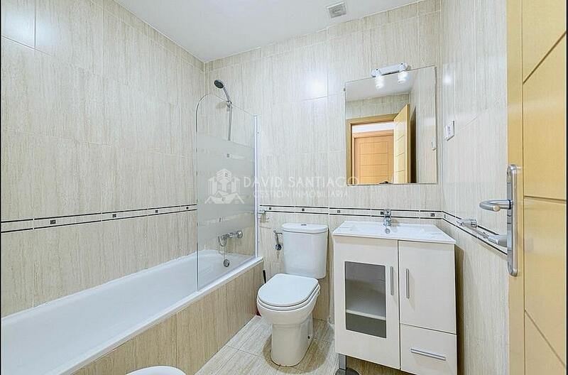 2 slaapkamer Appartement Te koop
