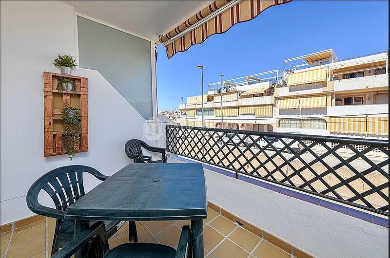 2 slaapkamer Appartement Te koop