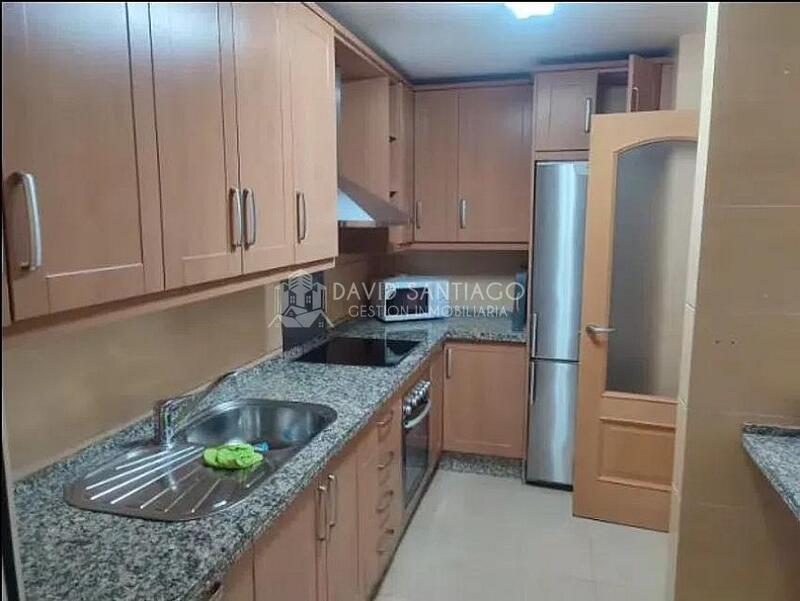2 slaapkamer Appartement voor lange termijn huur