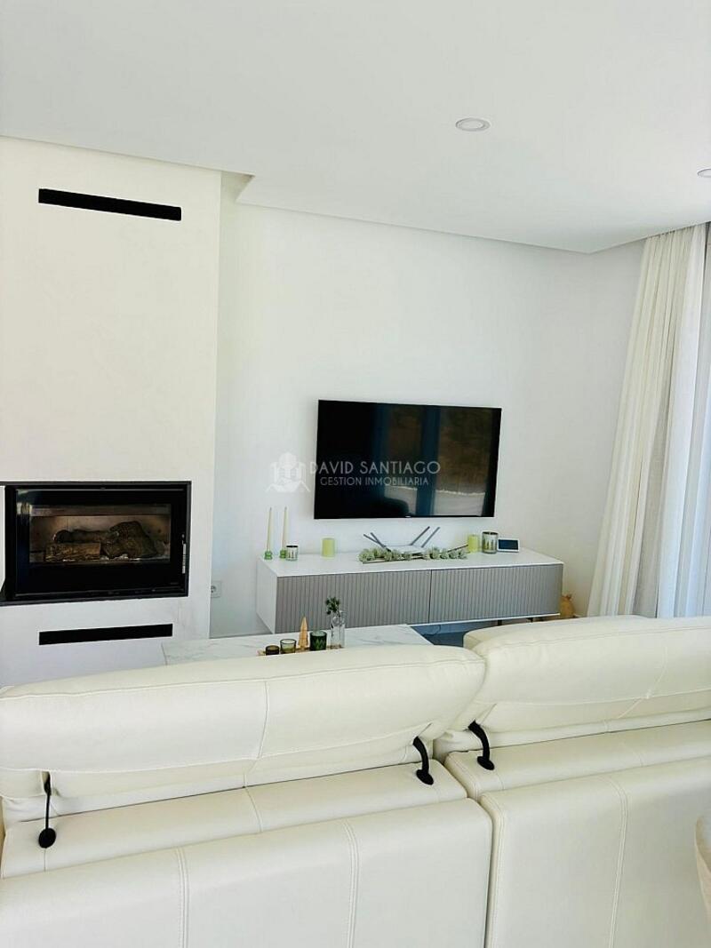 3 bedroom Villa for Long Term Rent