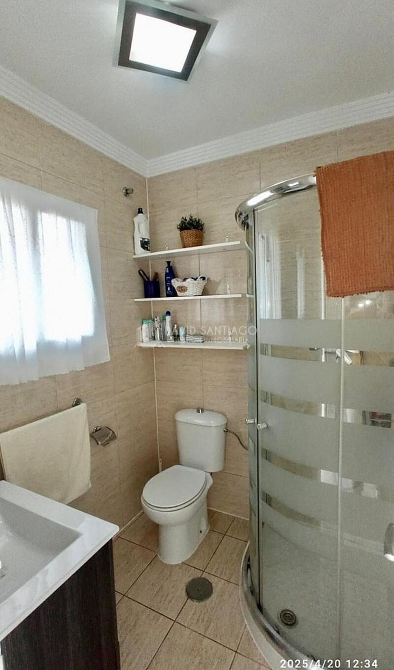 1 bedroom Apartment for Long Term Rent