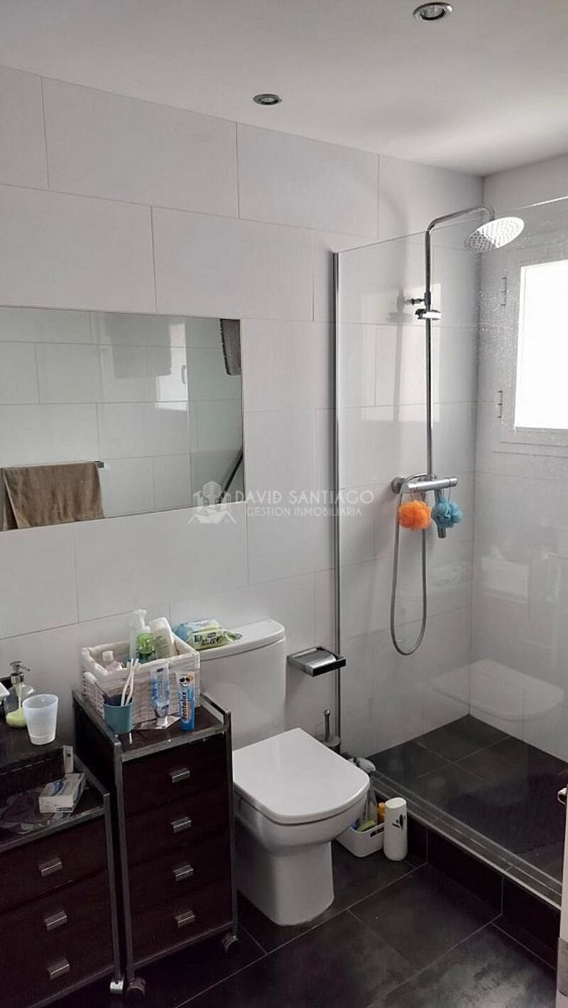 2 bedroom Apartment for Long Term Rent