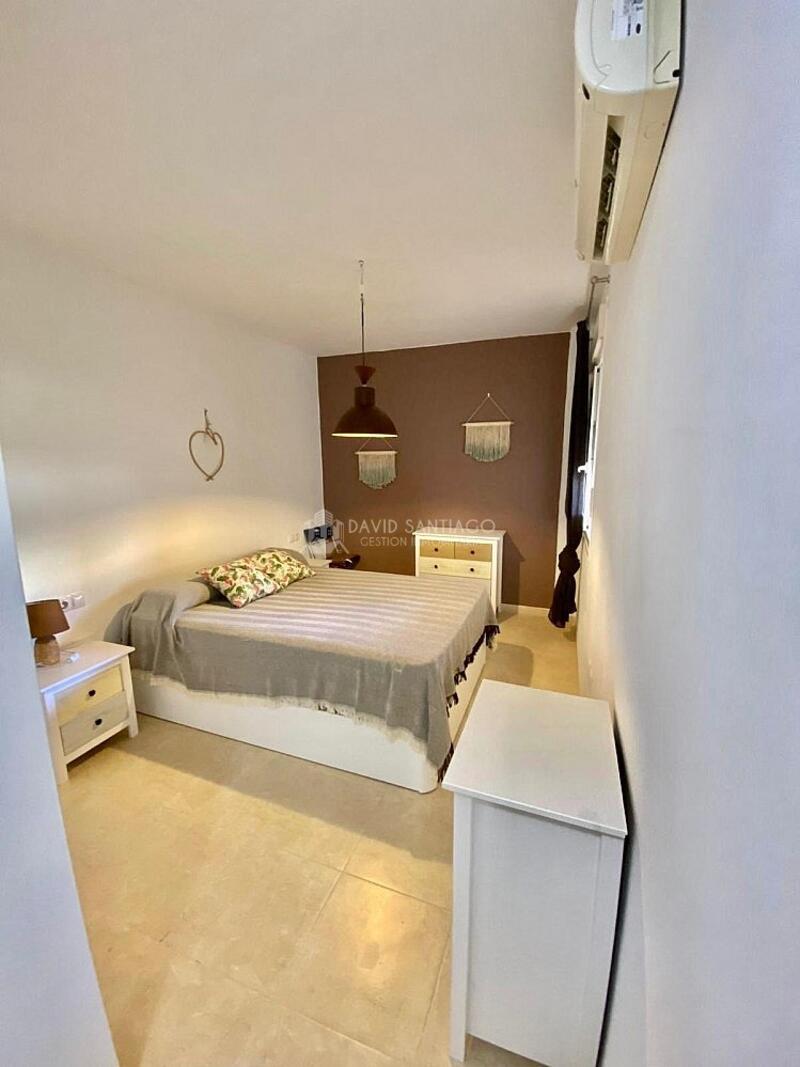 4 slaapkamer Appartement voor lange termijn huur
