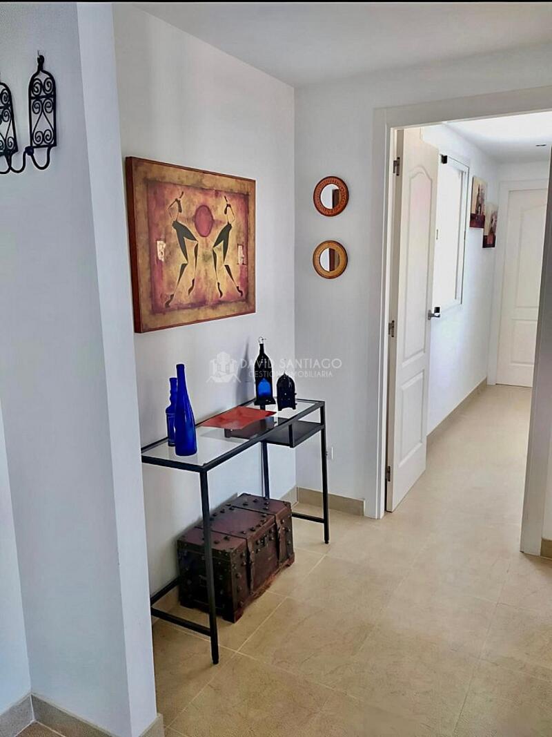 2 slaapkamer Appartement voor lange termijn huur
