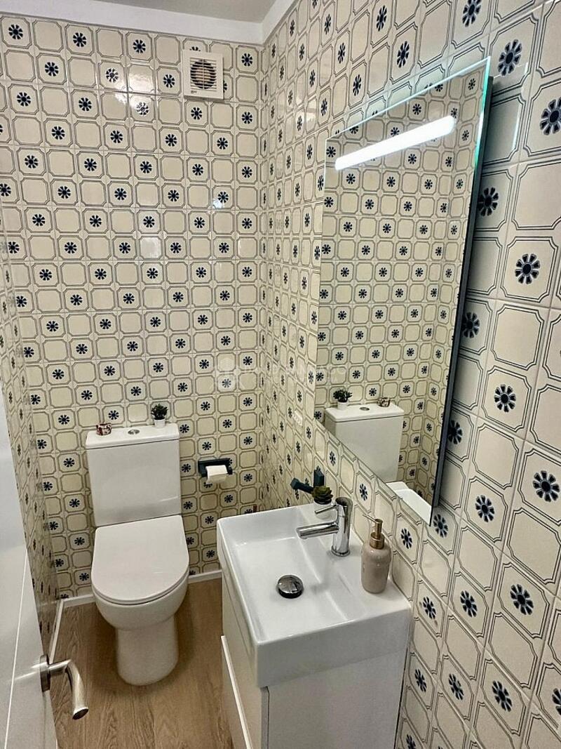 2 slaapkamer Appartement voor lange termijn huur