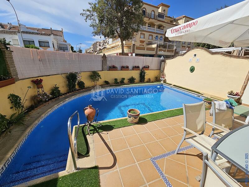 7 bedroom Villa for sale