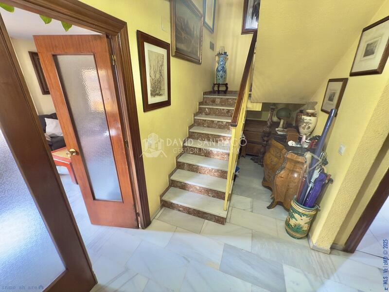 7 bedroom Villa for sale