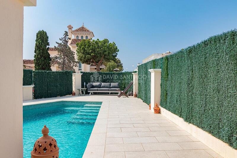 Villa zu verkaufen in Torre del Mar, Málaga