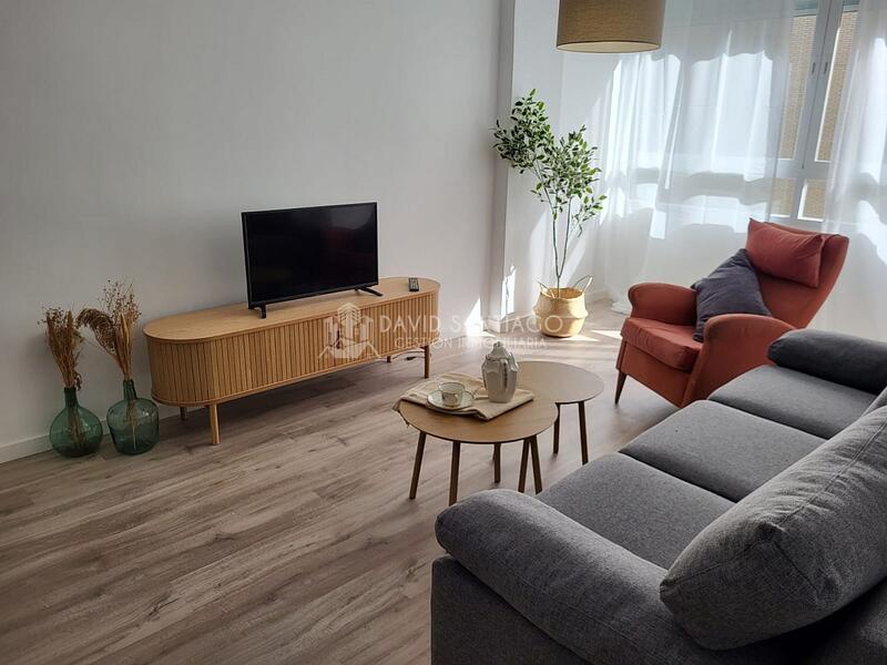 Apartamento para alquiler a largo plazo en Palo, Huesca