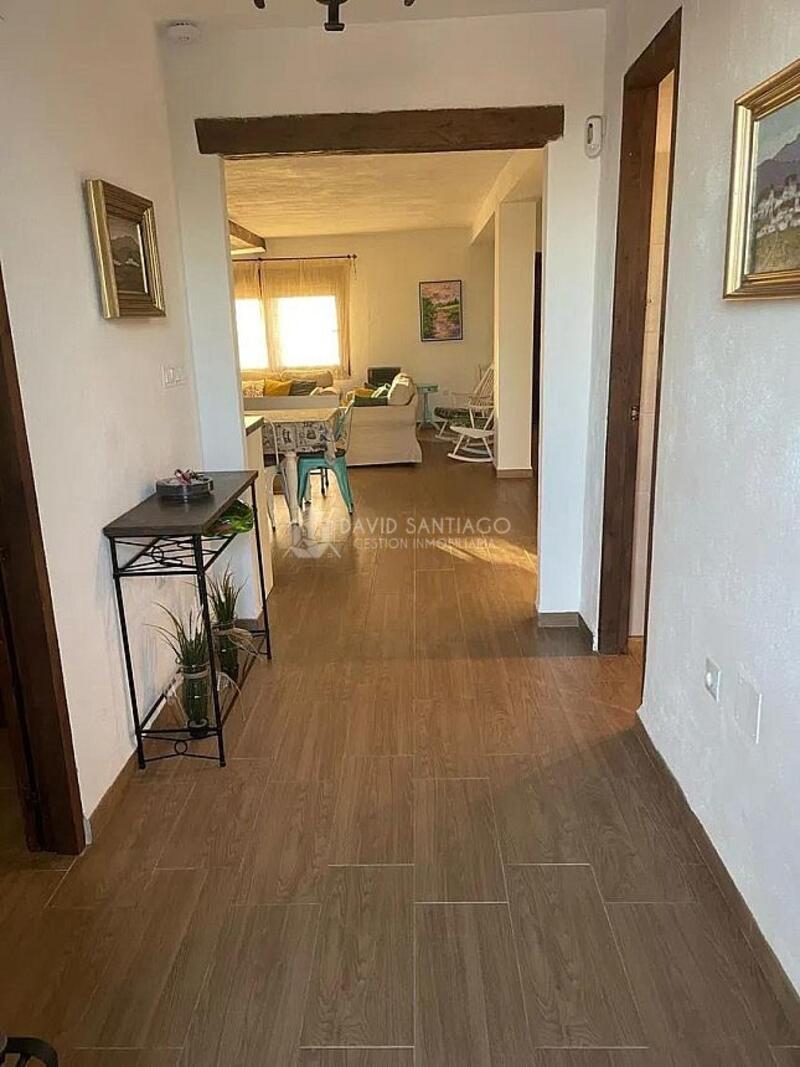 4 bedroom Country House for sale