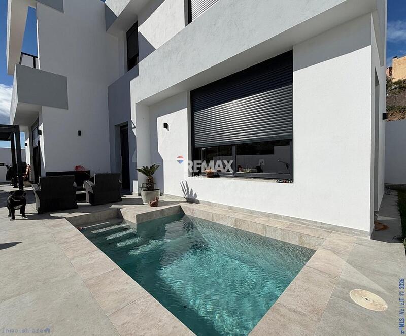 2 Cuarto Adosado en venta