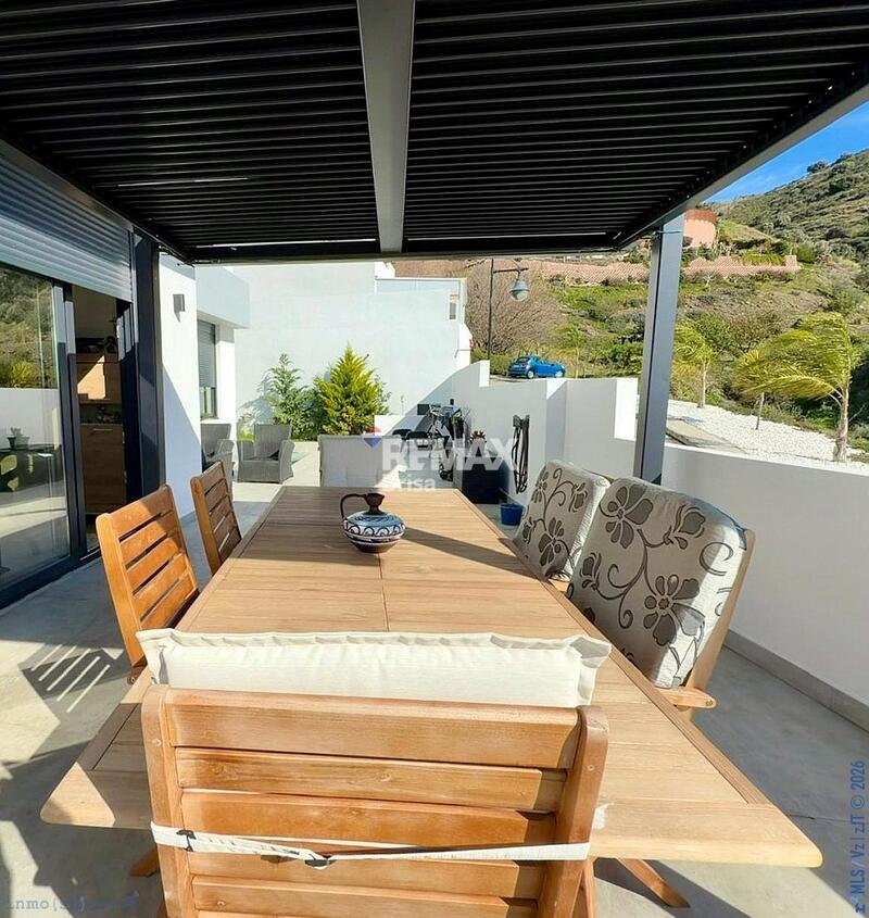 2 Cuarto Adosado en venta