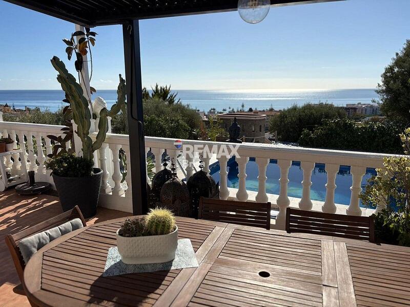 4 bedroom Villa for sale