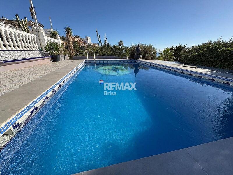 4 bedroom Villa for sale