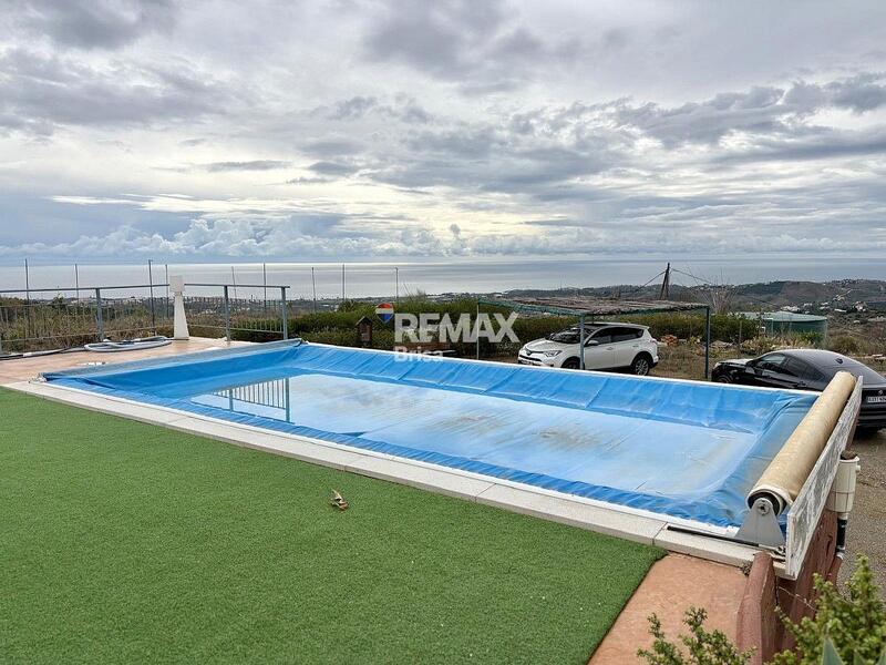 4 спальная комната Деревенский Дом продается 4 спальная комната Деревенский Дом продается