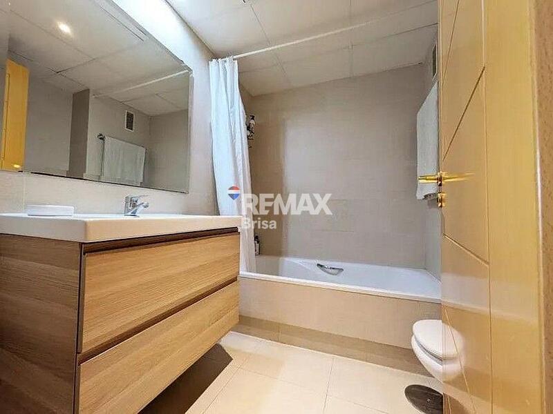 4 спальная комната вилла продается