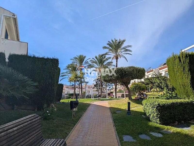 4 спальная комната вилла продается