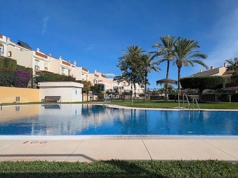 4 спальная комната вилла продается