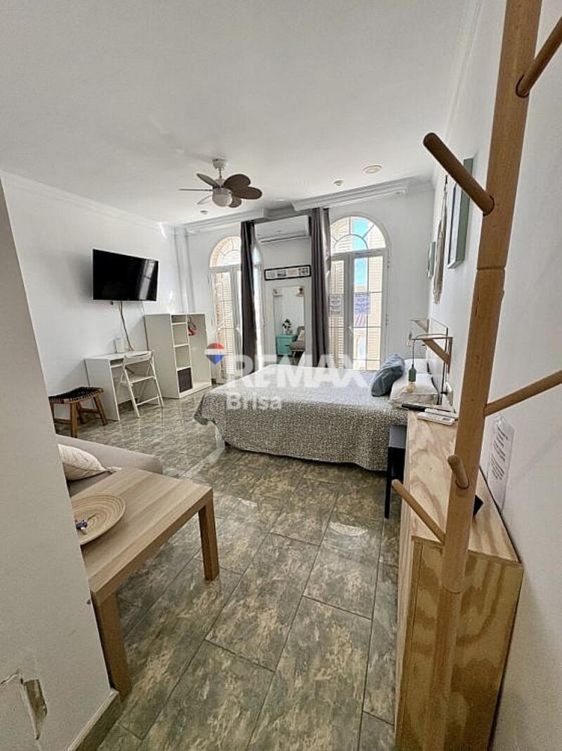 5 спальная комната вилла продается