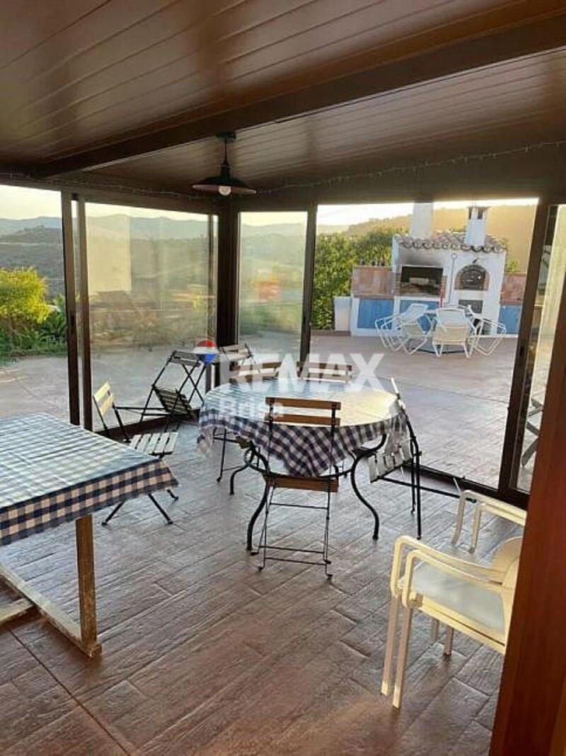 4 soveværelse Landsted til salg