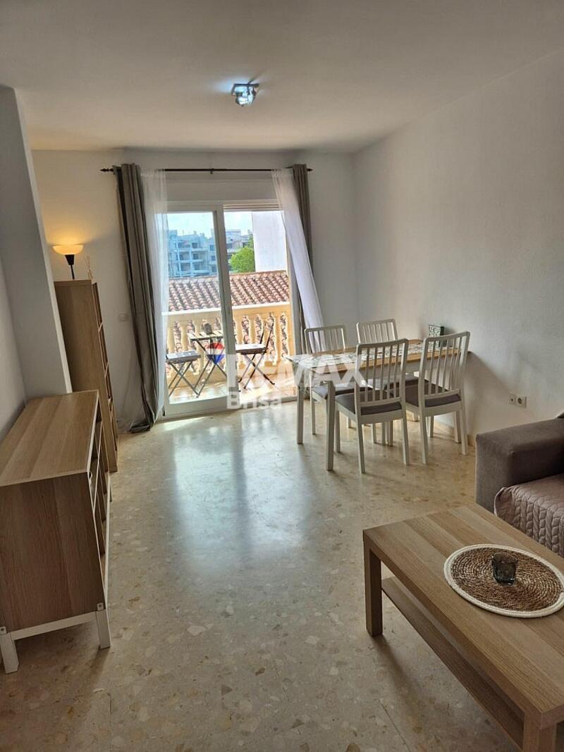 2 bedroom Apartment for Long Term Rent